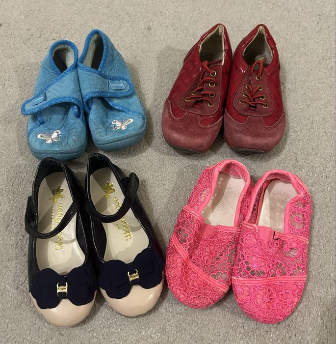 Продам дитяче взуття 22-25 розмір