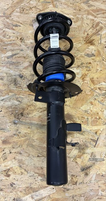 Амортизационная стойка в сборе Ford Focus
