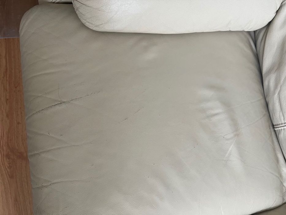 beżowa sofa skórzana gala colezzione