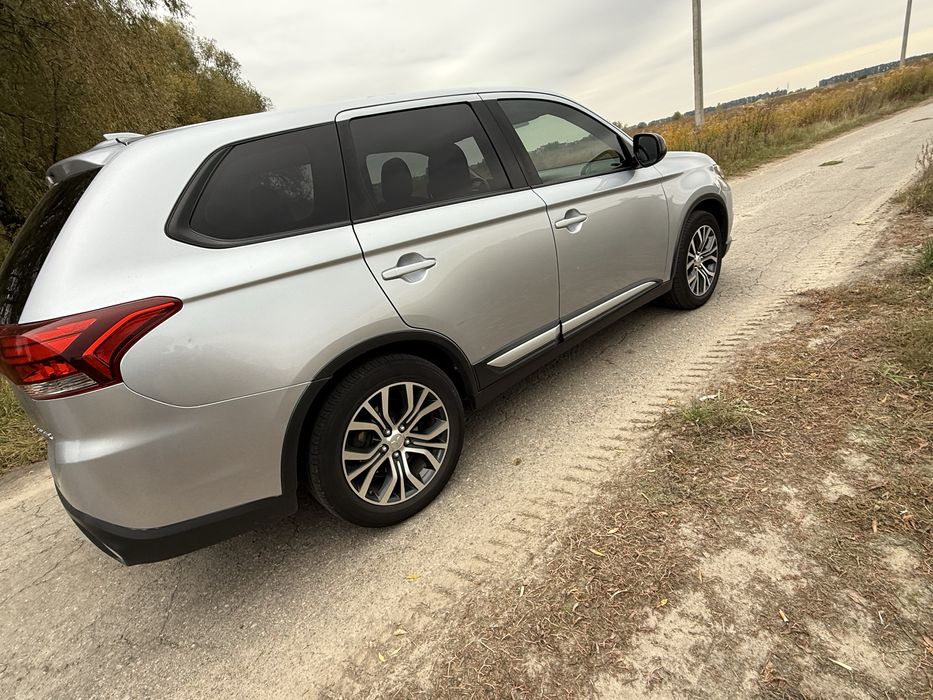 Продам Mitsubishi Outlander