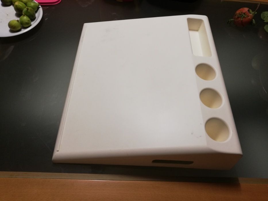 Base para desenho e trabalhos manuais