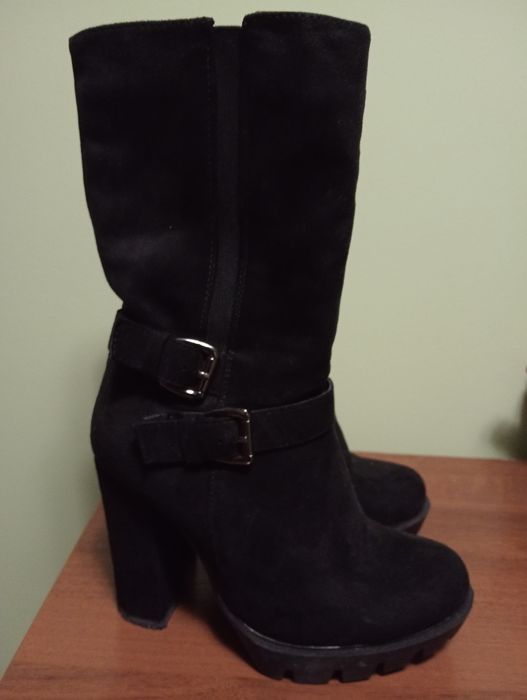 Взуття жіноче,демісезон невеличке утеплення,можна і взимку