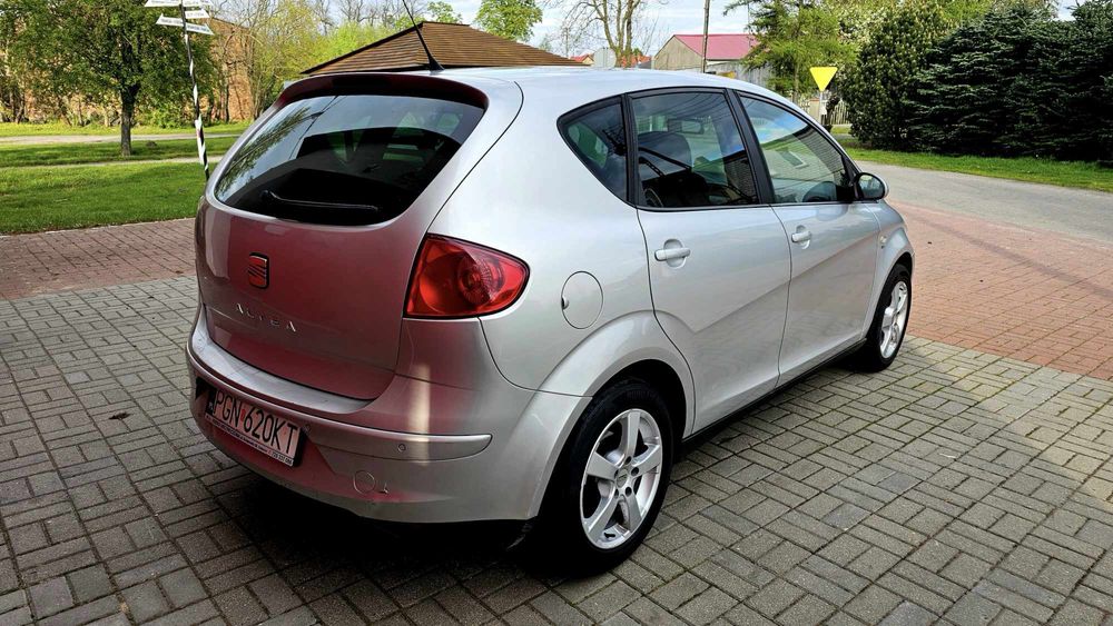 Seat Altea 2.0 TDI DSG KlimaTempomatAluElSzyby