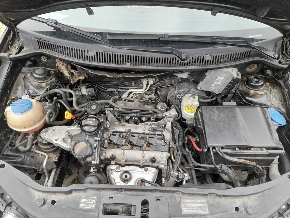 Volkswagen Polo 2004, na czesci
