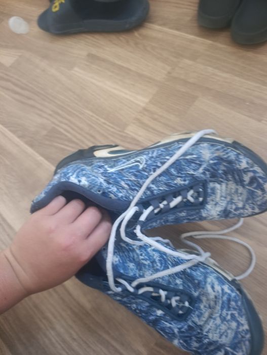 Vendo sapatilhas Nike TN  ou troco por alguma coisa do  meu interesse