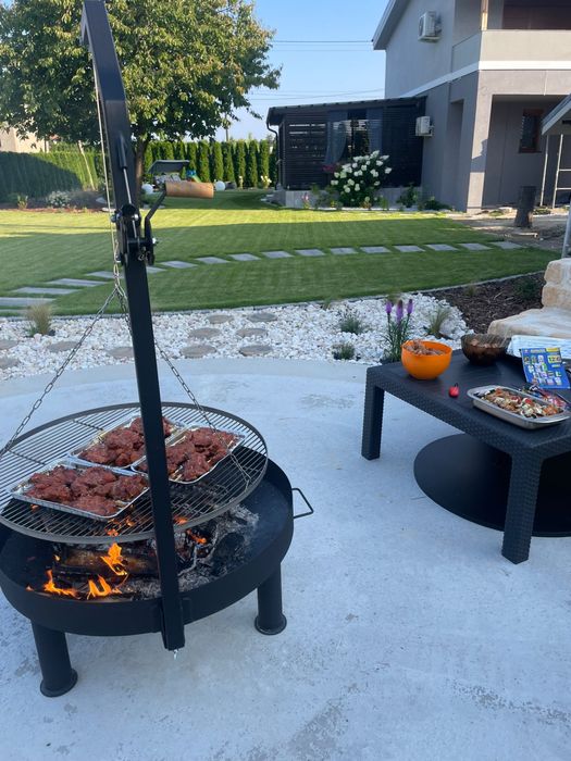 Brukarstwo Budowa ogrodów Trawniki Systemy nawadniające Prace ziemne