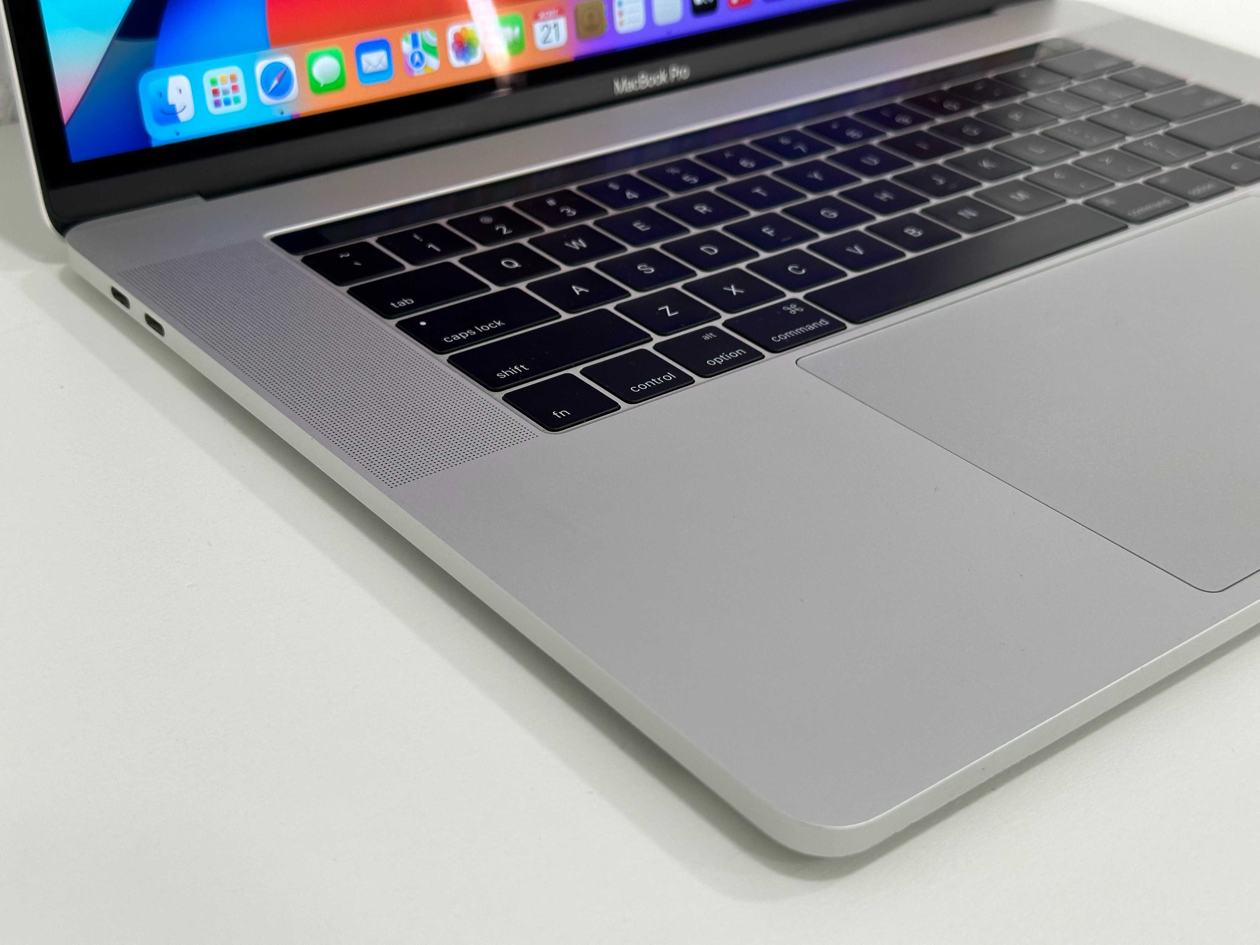 Ноутбук Apple Macbook Pro 2K 15.4" 2016 Silver I7-6700HQ\16gb\512gbSSD