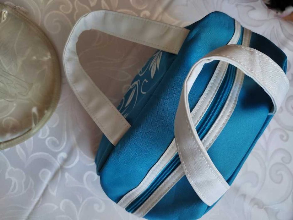 2 x Kosmetyczka na zamek (duża i mała)