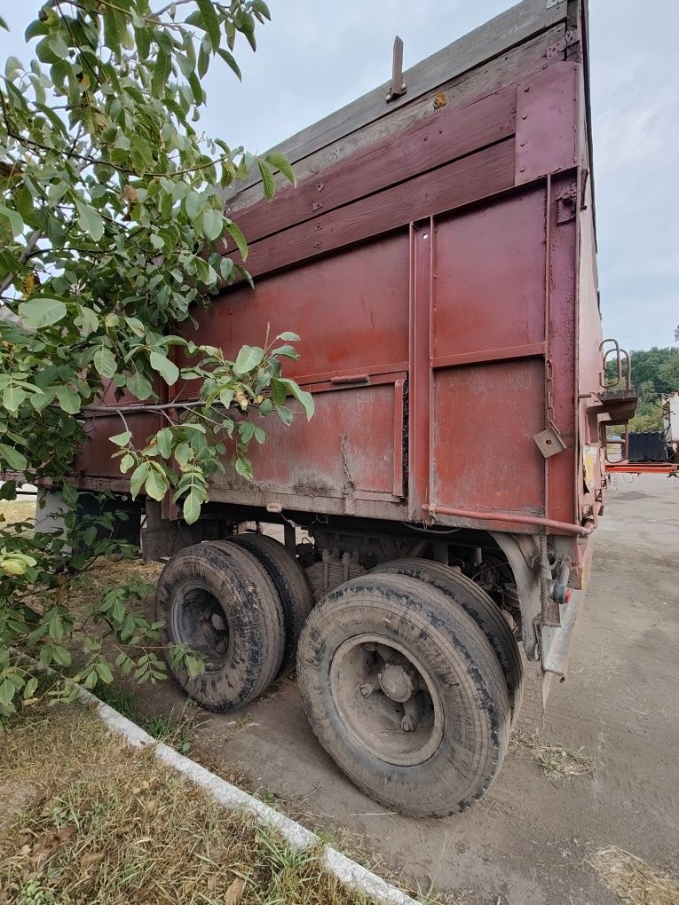 Напівпричіп бортовий КЗАП 9385