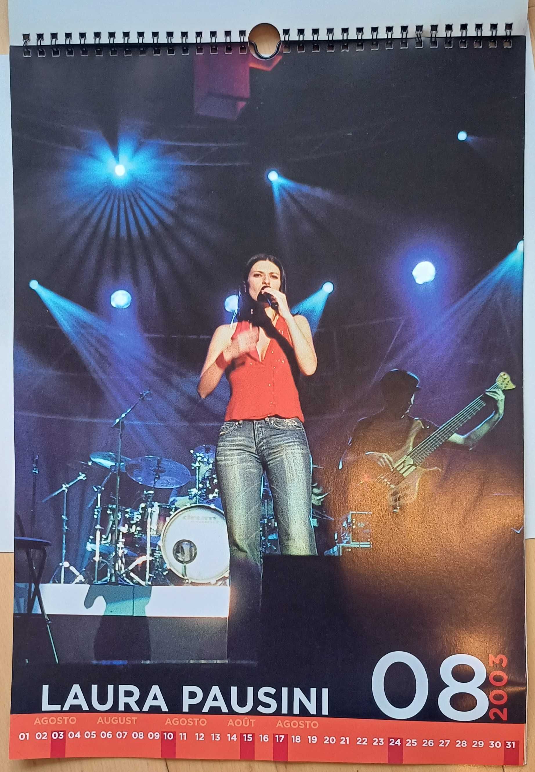 Laura Pausini Calendário World Tour 2003