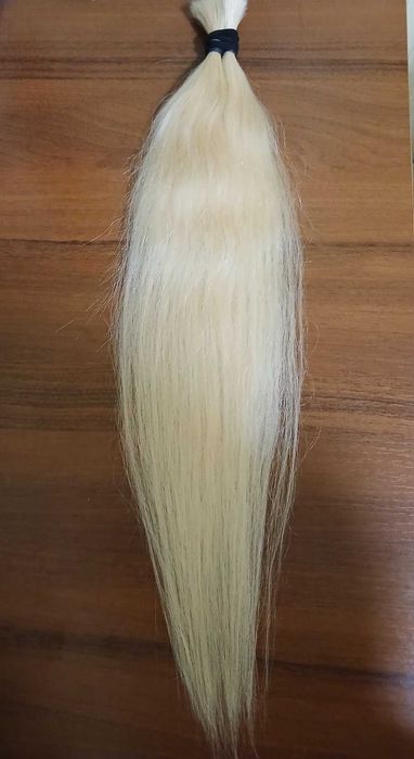 продам волосы натуральные  белые длина 55 см