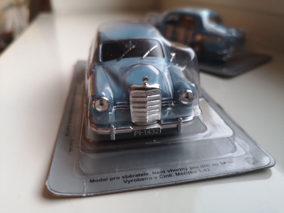 Модель авто Mercedes w210 Ponton 1:43