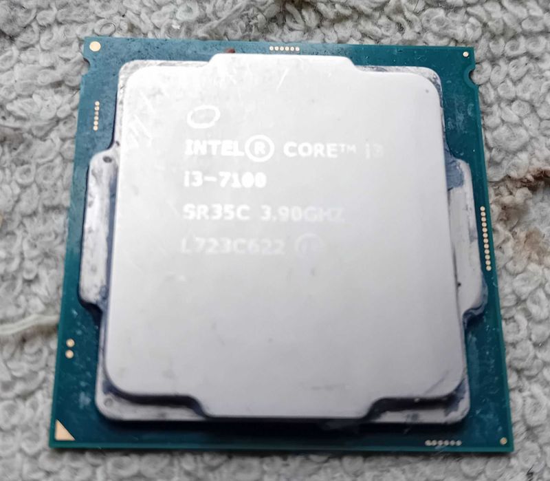 procesor Intel i3-7100 SR35C