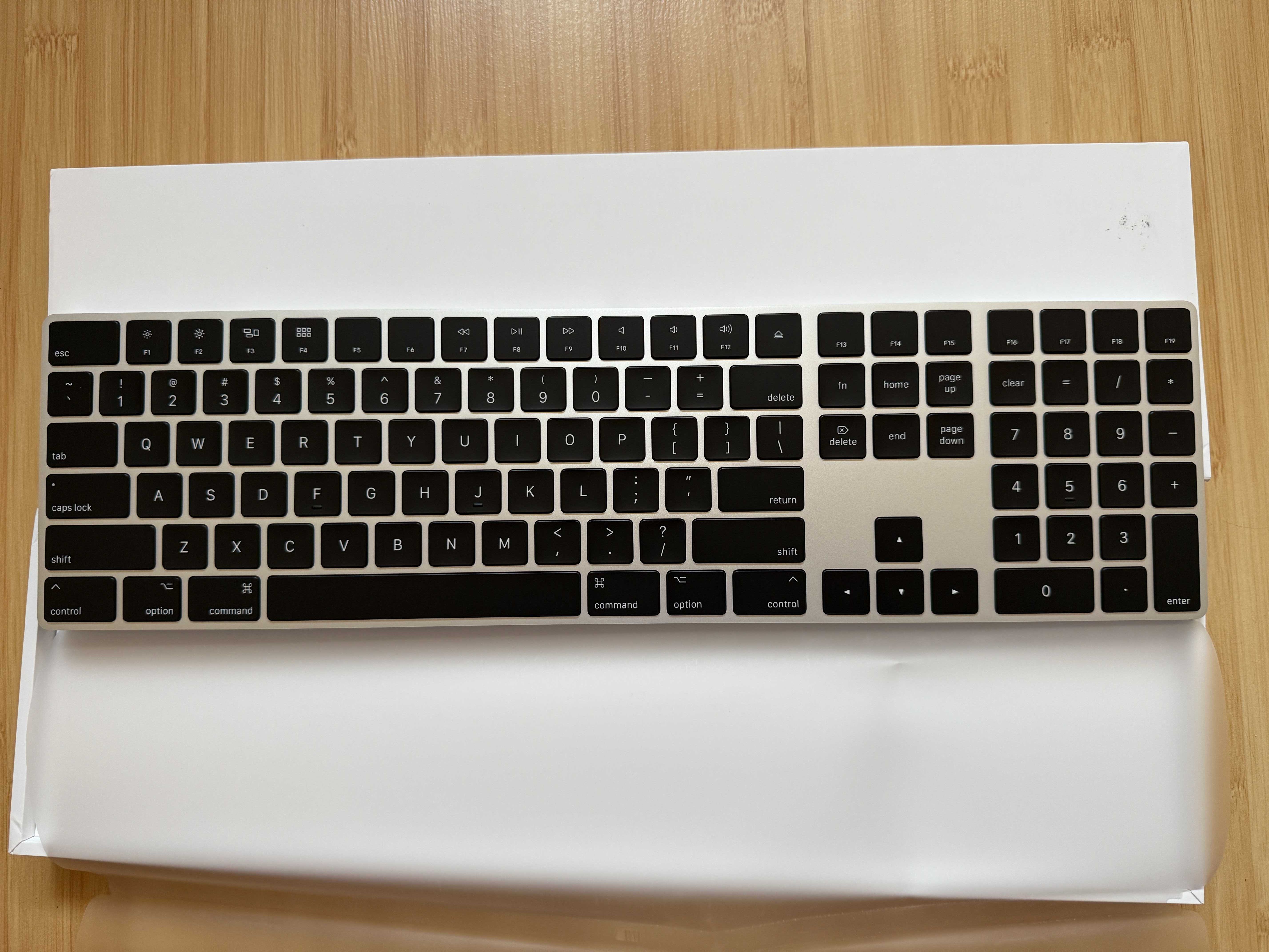 Ексклюзив Apple Magac Keyboard A1843 Mac Pro Silver/Black