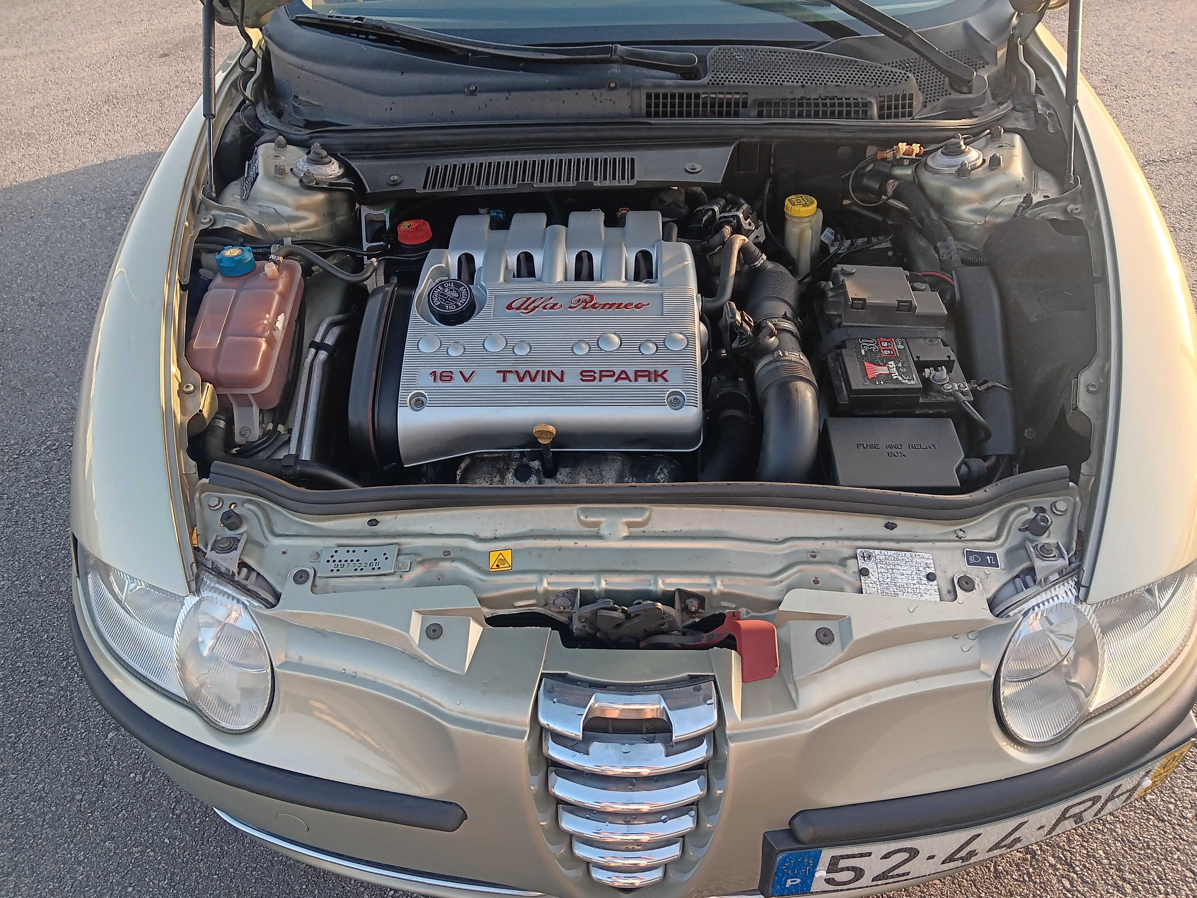 Alfa romeo 147  1.6 2001