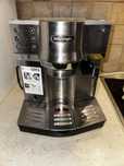 Ekspres do kawy DeLonghi 860M kolbowy