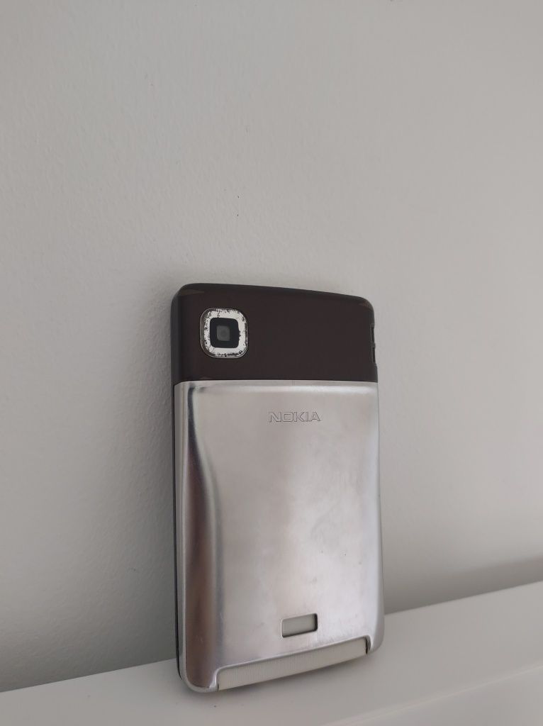 Nokia E61 Kolekcjonerski vintage telefon komorkowy z klawiatura,kabel