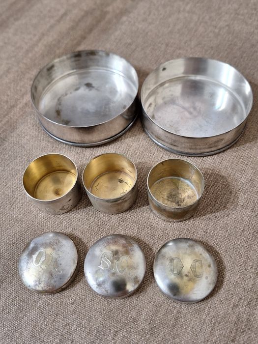 Антикварные боксы для таблеток посеребрение.