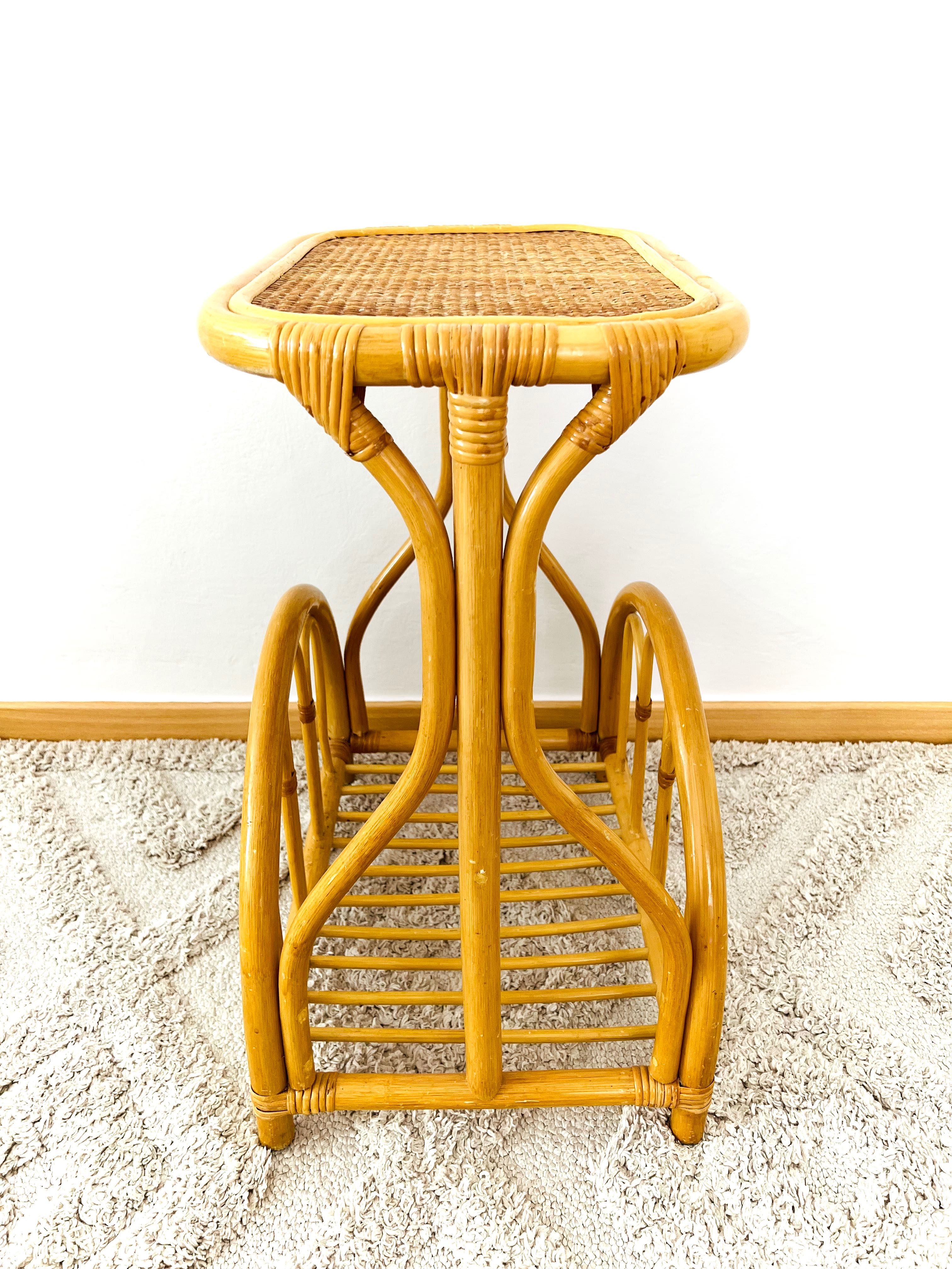 Nowy stolik gazetnik naturalny rattan boho