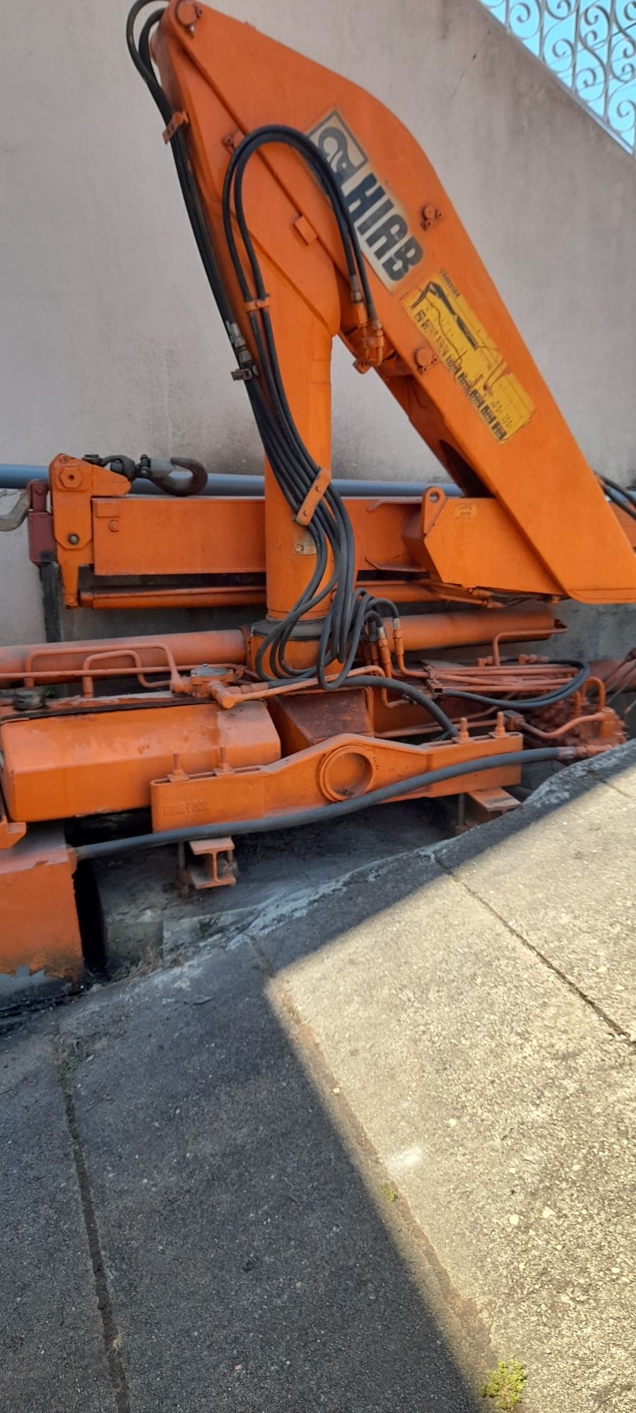Grua camiões elétrica