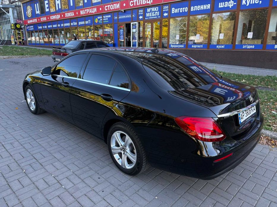 Mercedes-Benz E-Class 2017