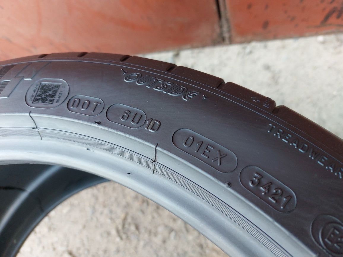 275/35/19 R19 Michelin Pilot Super Sport 1шт літо шини