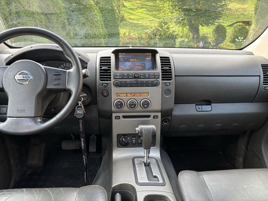 Nissan Navara D40