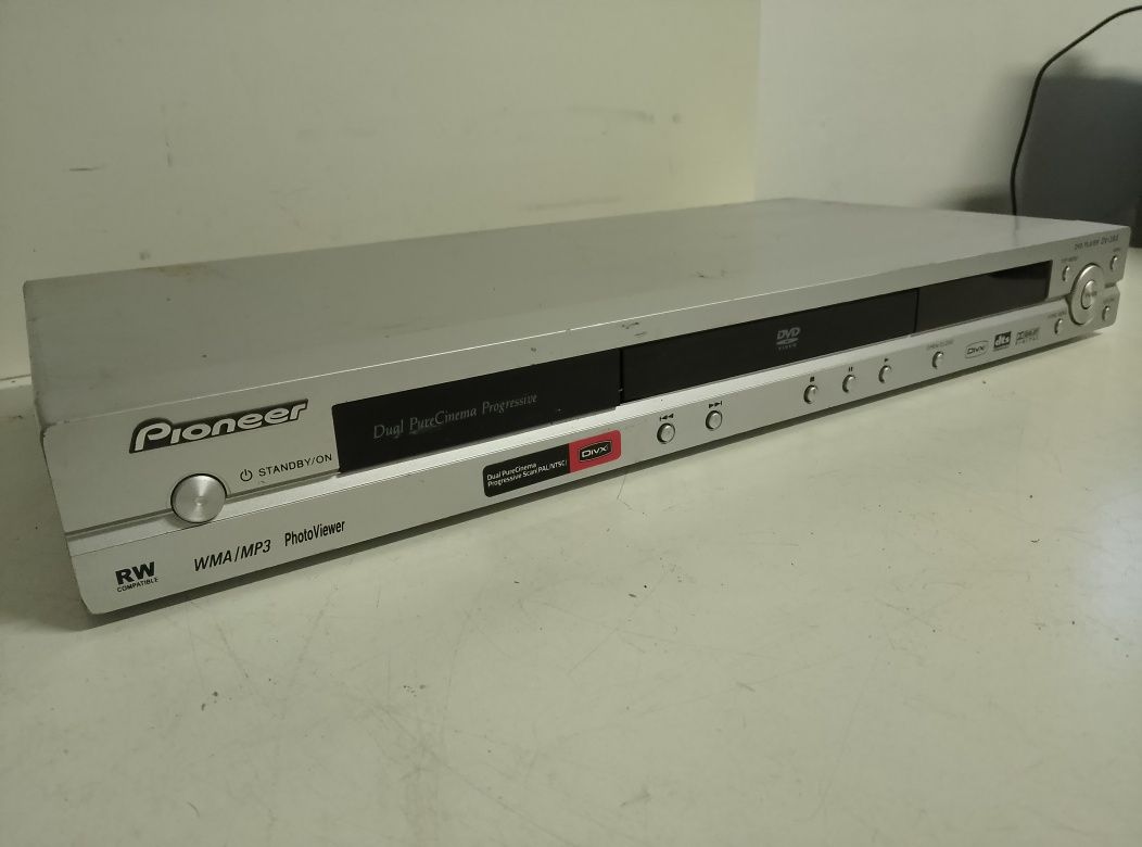 Odtwarzacz DVD DivX Pioneer dv-393-s