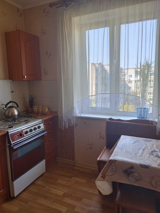 4х. кімнатна квартира біля Хряка