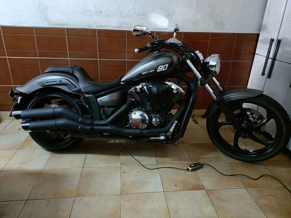 Yamaha XVS  06