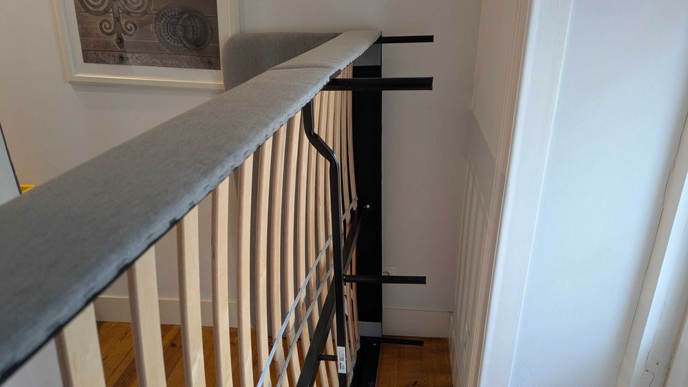 Cama casal IKEA Slattum 140 X 200