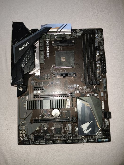 Płyta główna Gigabyte Aorus elite b450 am4