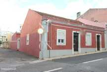 Moradia em Banda no Centro Histórico de Oeiras