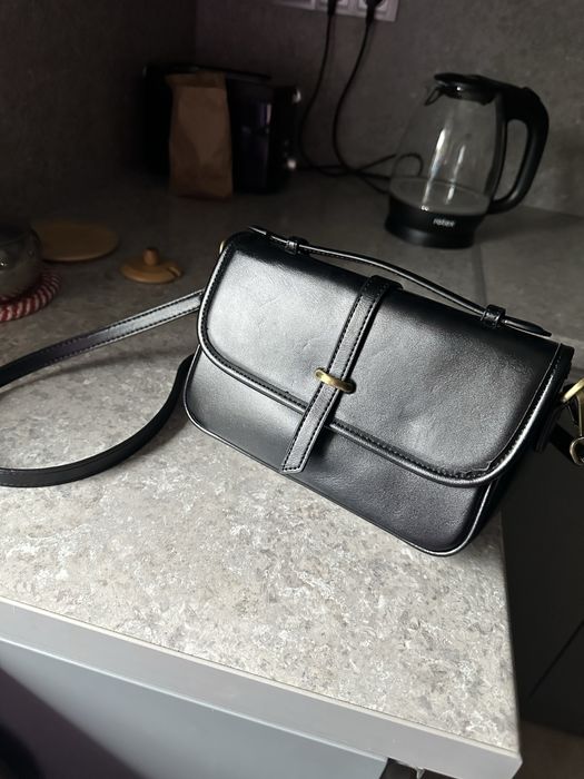 Сумочка жіноча чорна