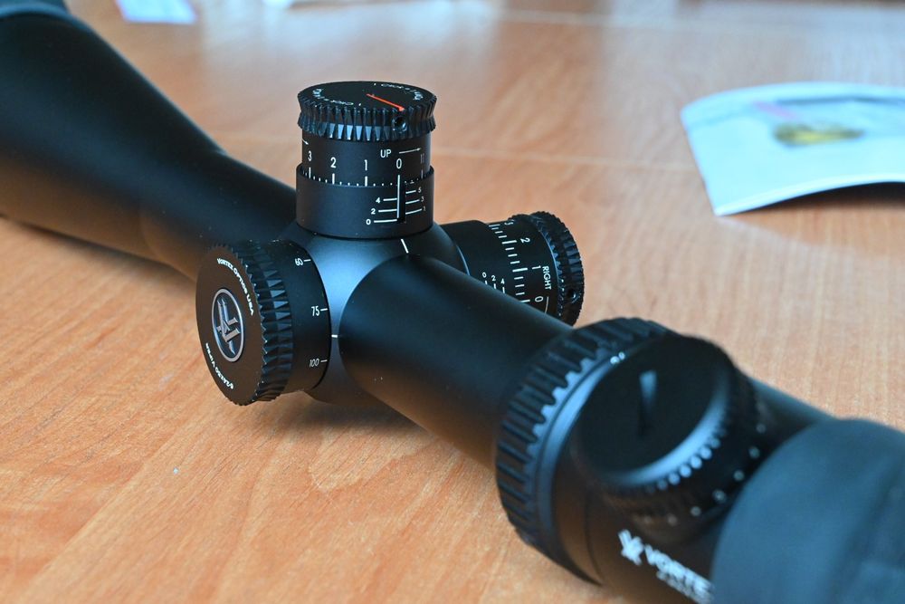 Luneta VIPER PST 6-24X50 FFP