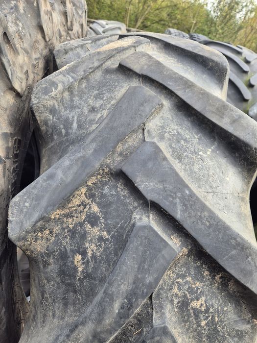 Opona 16.9-30. 16.9r30