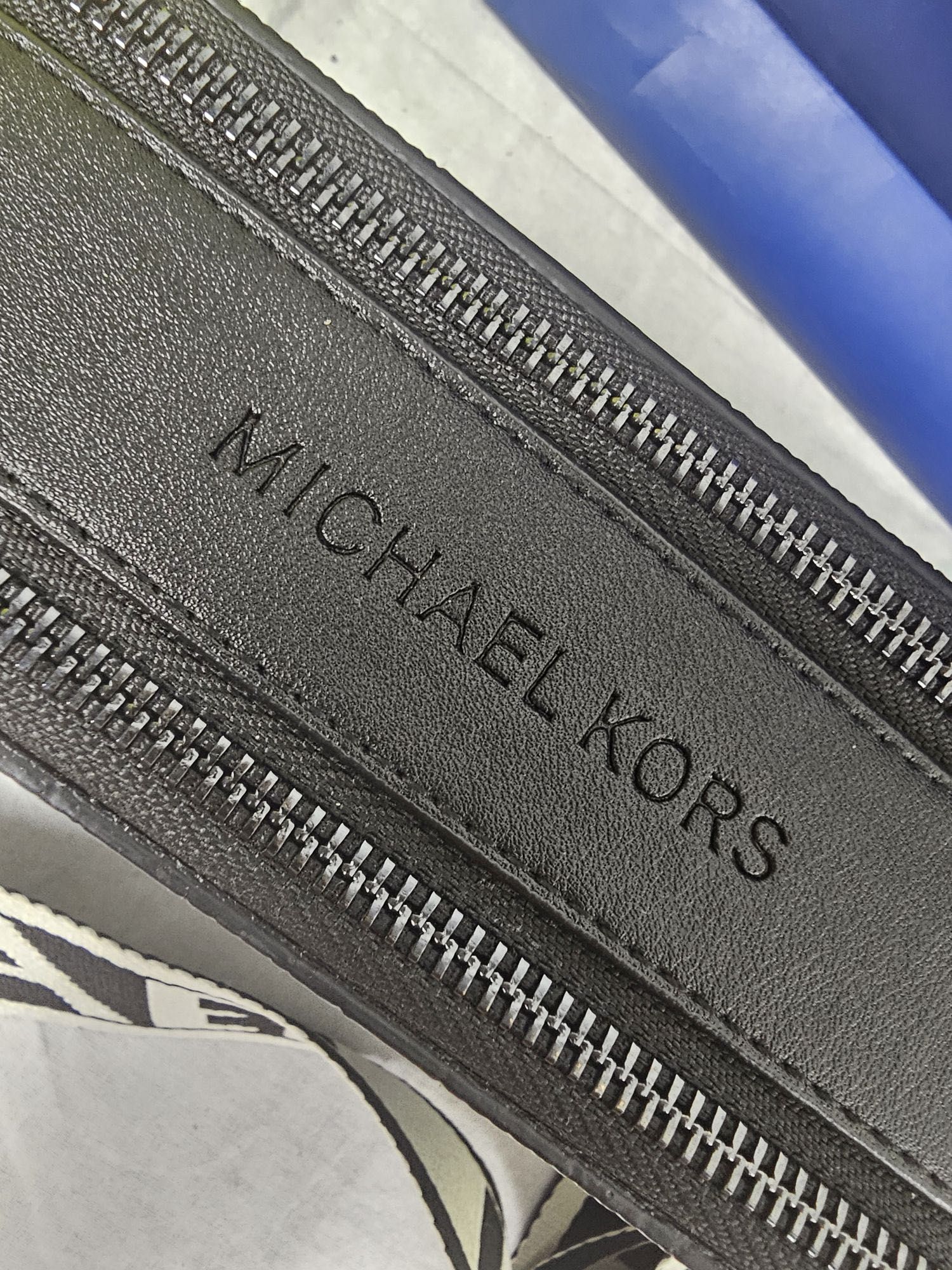 Torebka torba Michael Kors kuferek czarny kratka damski