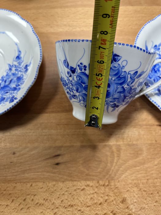 Dwie filiżanki Ćmielów recznie malowane