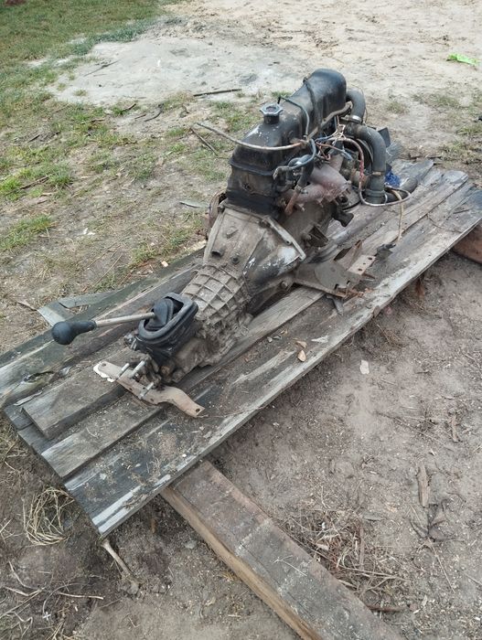 Продам коробка пятиступка у зборі з мотором і  передня балка