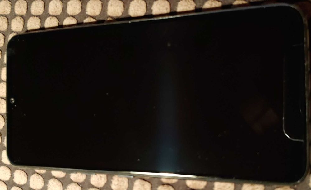 Telefon LG G8X THINQ 6 GB / 128 GB 4G dwa ekrany, jak nowy