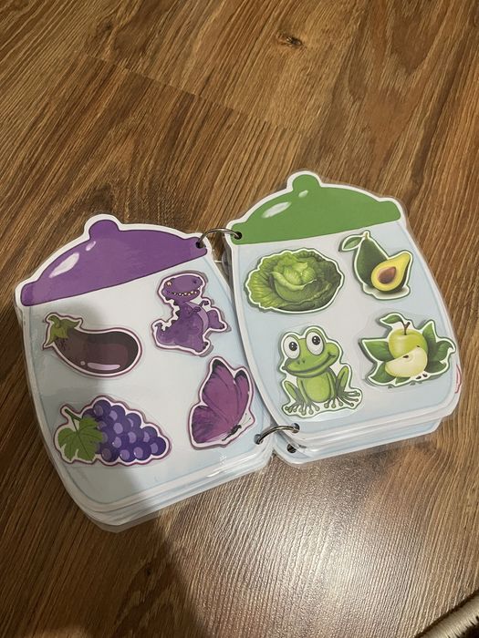 Книжка-альбом на липучках. Розвиваюча гра. Дітям від 1-5 р.