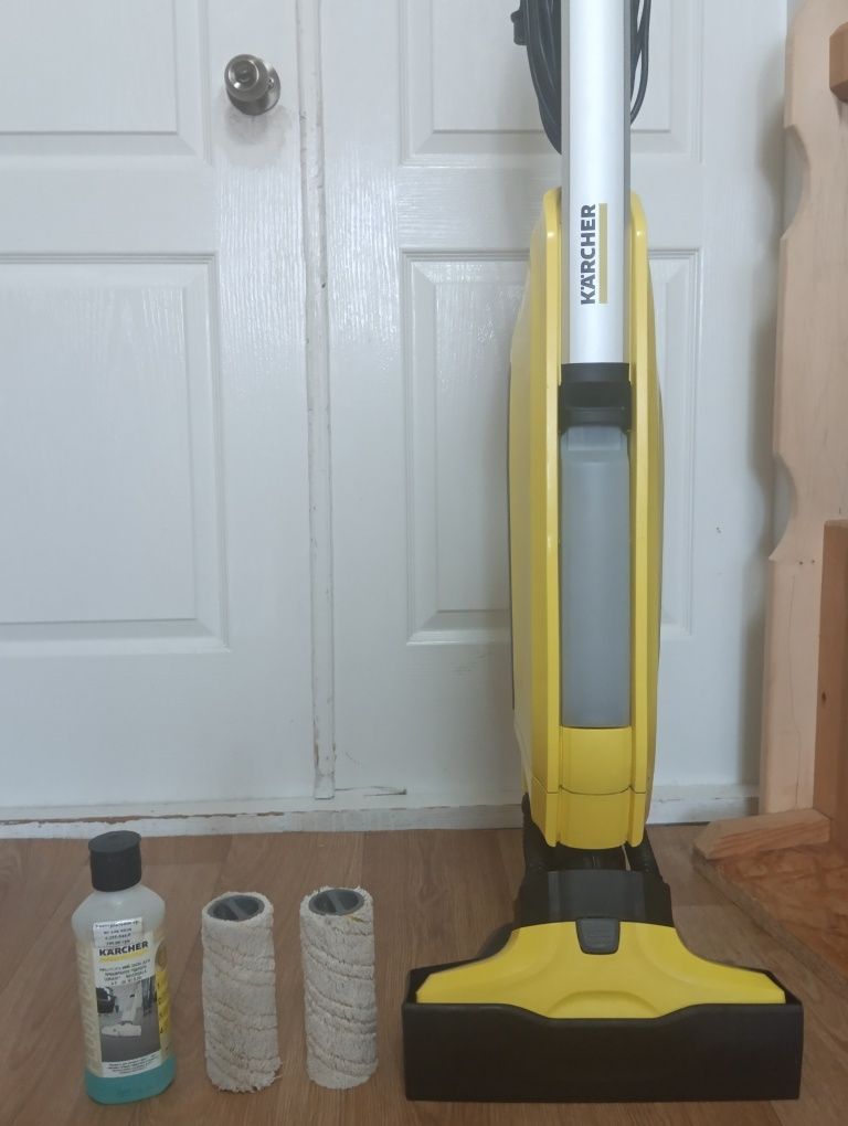 Продаю электрошвабру Karcher FC 5 (с проводом)