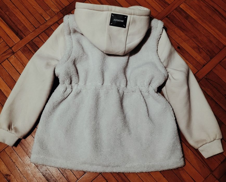 Куртка демісезонна