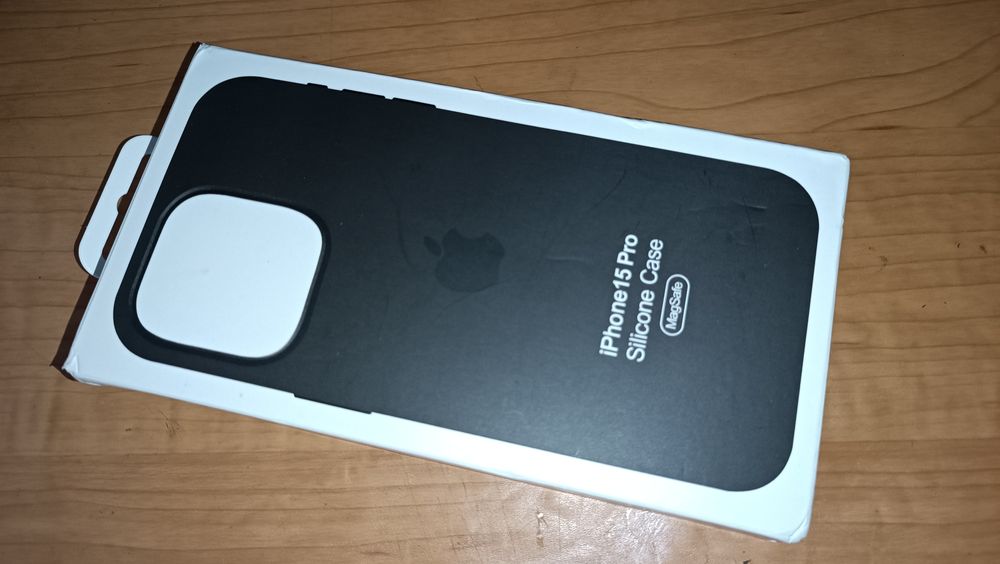 Чехол для IPhone 15 Pro. С MagSafe.