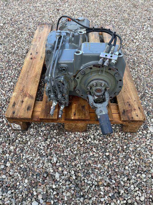 Skrzynia biegów z hydromotorem komplet koparka liebherr A314, 2011 rok