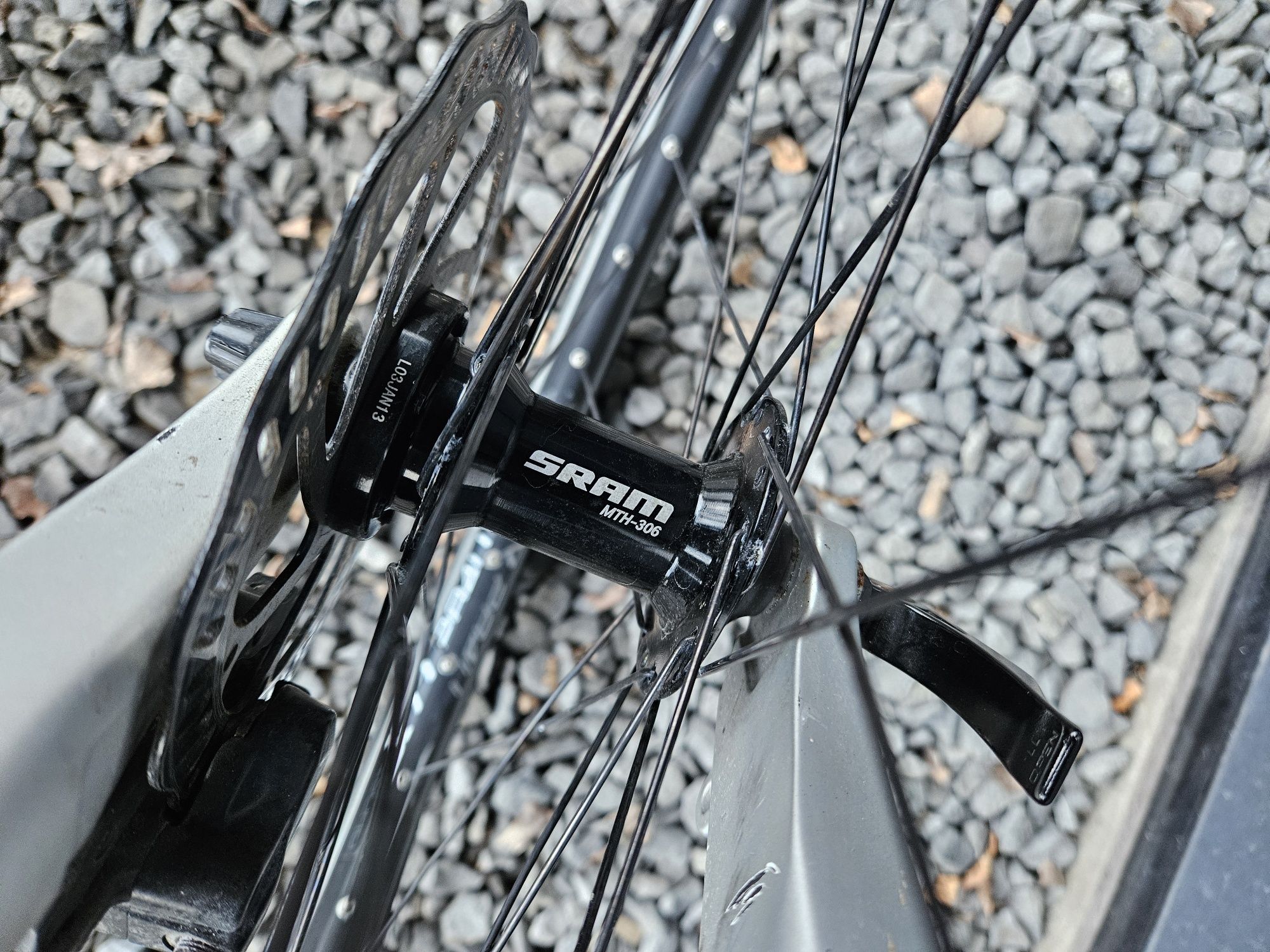 Rower trekkingowy. Ghost. rozm.  44 cm