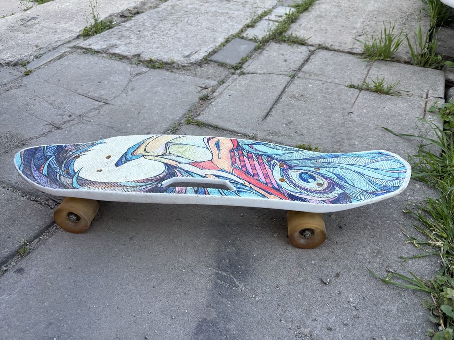 Децкий скейт в хорошем состоянии практически не использовали