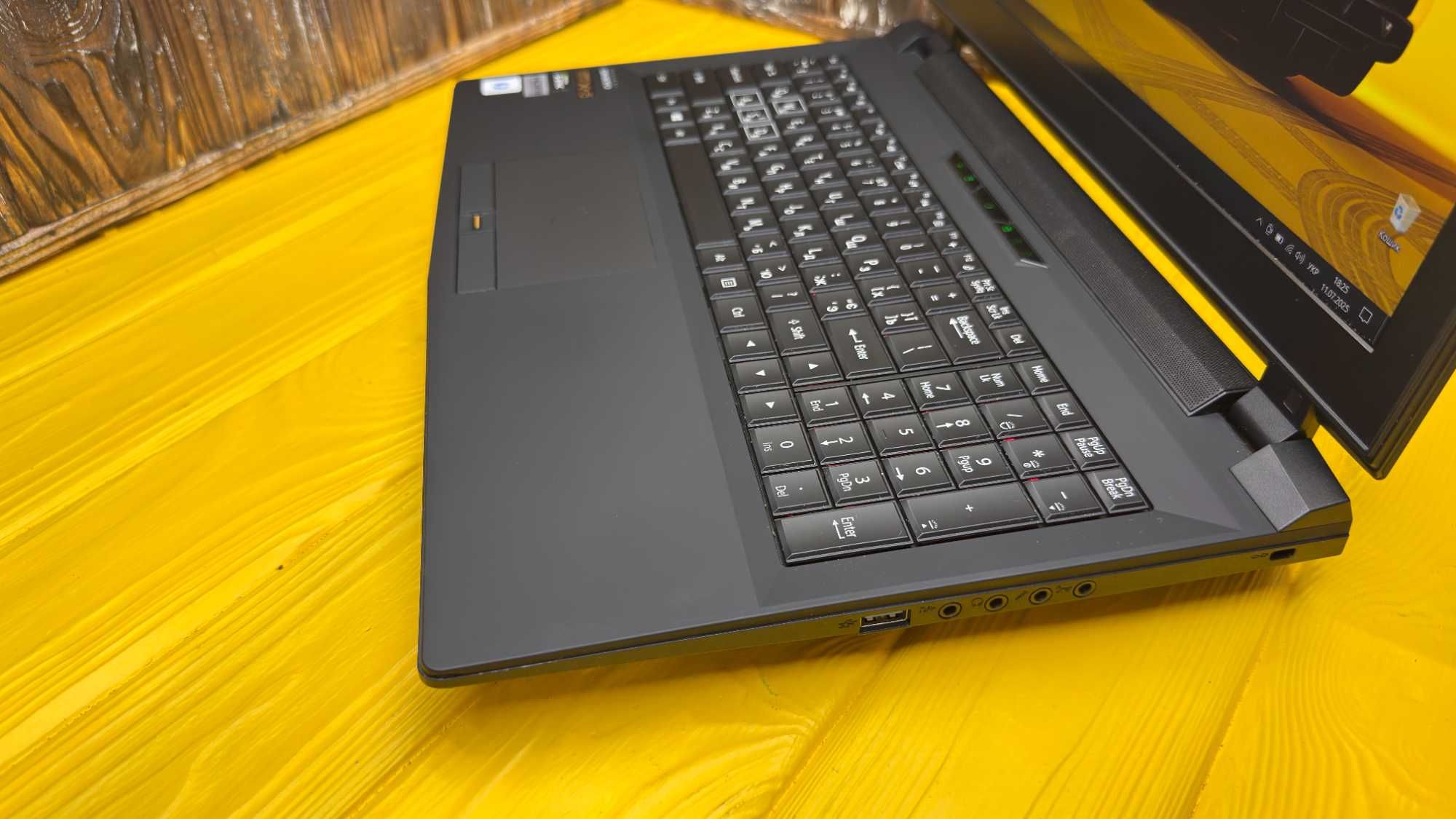 Ігровий Ноутбук Sager P750DM /Core i5-6600K/GTX 980 8 GB/ГАРАНТІЯ