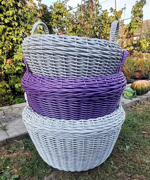 Кашпо з ротангу ручной робити