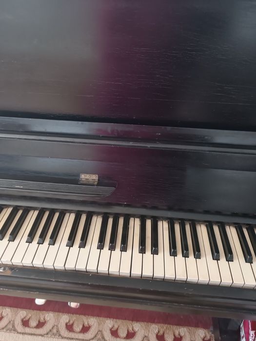 Продам піаніно "Україна"